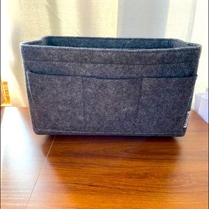 Felt bag organizer insert